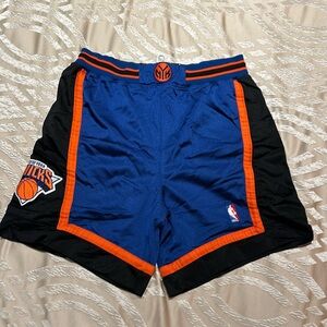 New York Knicks Vintage Player Shorts Size 36 **MINT**